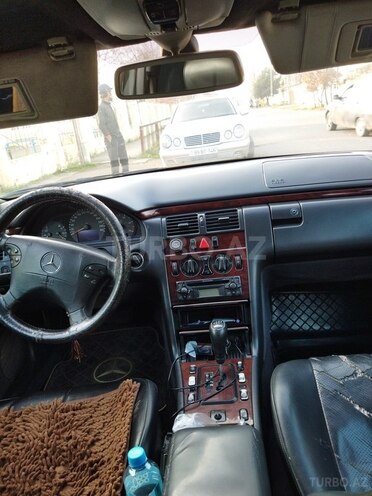 Mercedes E 220 2002, 457,000 km - 2.2 l - Lənkəran