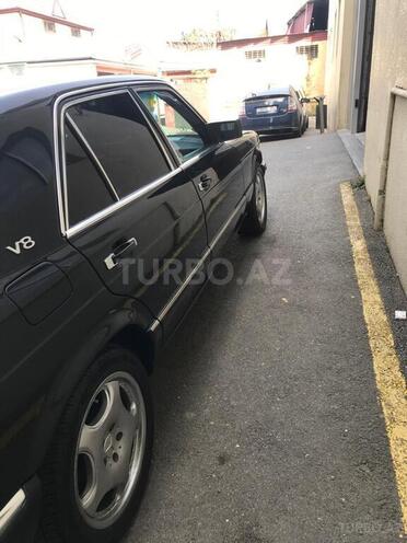 Mercedes  1983, 284,791 km - 5.0 l - Bakı