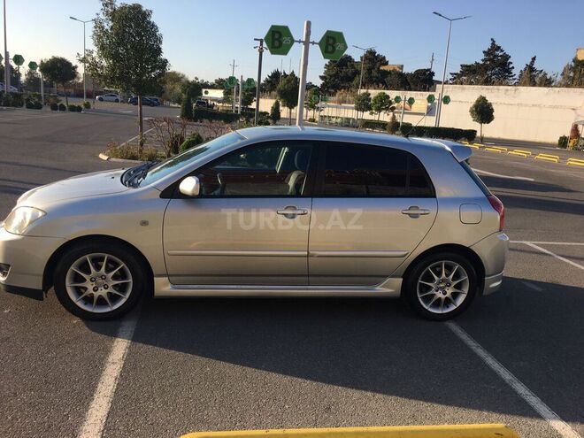 Toyota Corolla 2005, 257,000 km - 1.4 л - Bakı