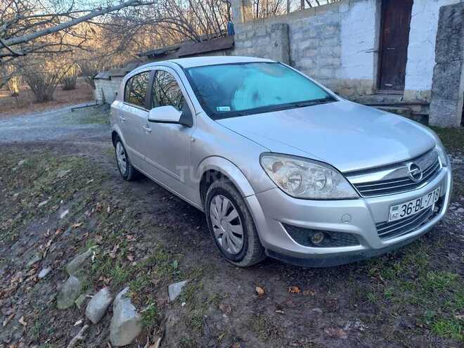 Opel Astra 2007, 310,000 km - 1.7 l - Qəbələ