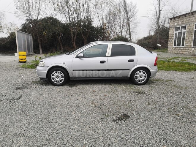 Opel Astra 1998, 280,000 km - 1.6 л - Yevlax