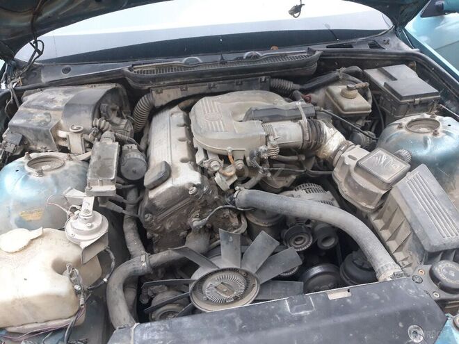 BMW 316 1994, 420,000 km - 1.6 l - Sumqayıt