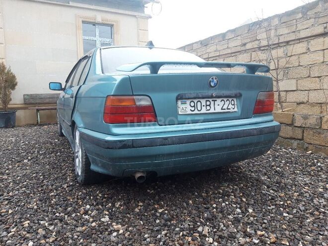 BMW 316 1994, 420,000 km - 1.6 l - Sumqayıt