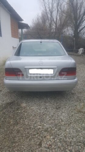Mercedes E 220 1998, 345,000 km - 2.2 л - Kürdəmir