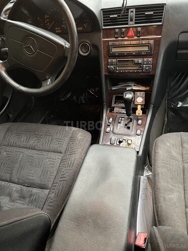 Mercedes C 200 1998, 354,895 km - 2.0 л - Balakən