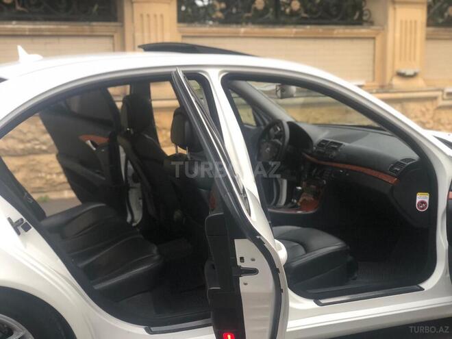 Mercedes E 220 2006, 334,000 km - 2.2 l - Bakı
