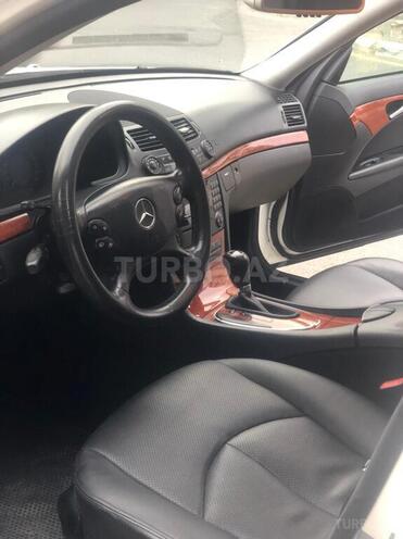 Mercedes E 220 2006, 334,000 km - 2.2 l - Bakı
