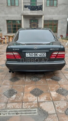 Mercedes E 240 2000, 285,000 km - 2.4 l - Bakı