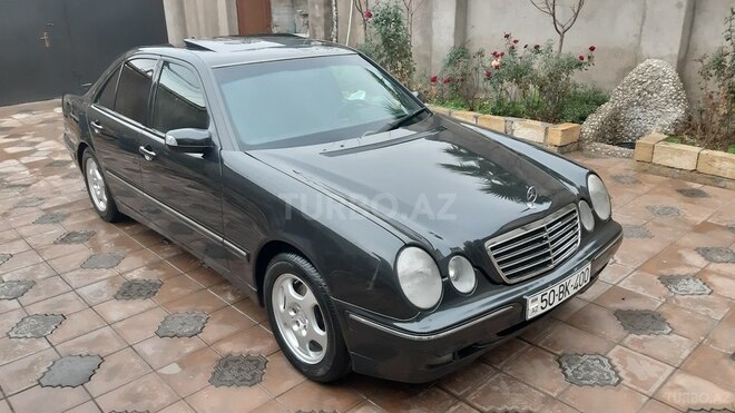Mercedes E 240 2000, 285,000 km - 2.4 l - Bakı