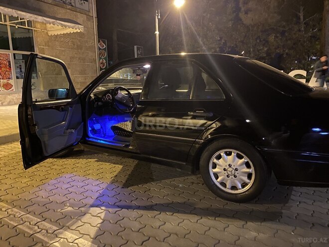 Mercedes C 230 1997, 209,900 km - 2.3 l - İmişli
