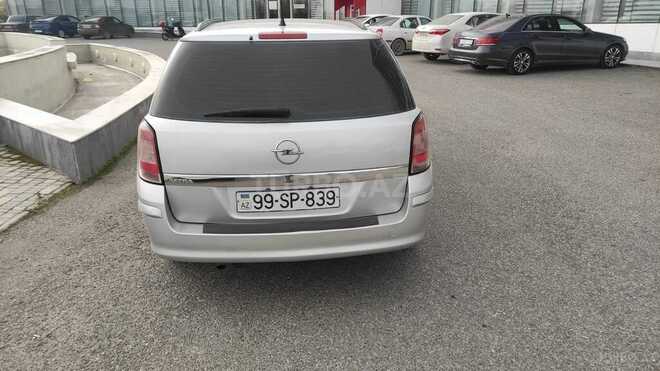 Opel Astra 2007, 350,000 km - 1.4 l - Quba