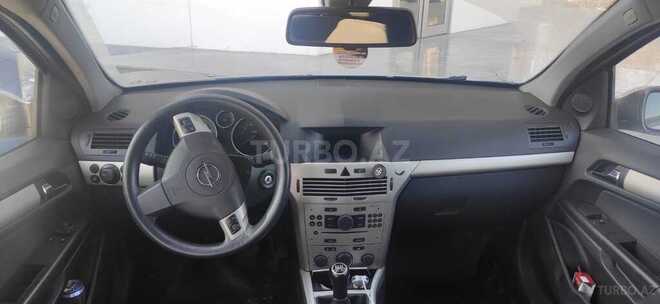 Opel Astra 2007, 350,000 km - 1.4 l - Quba