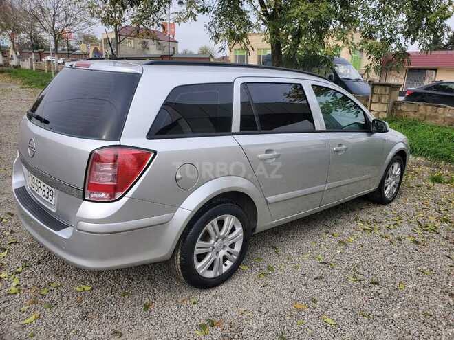 Opel Astra 2007, 350,000 km - 1.4 l - Quba