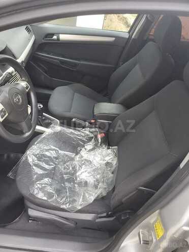 Opel Astra 2007, 350,000 km - 1.4 l - Quba
