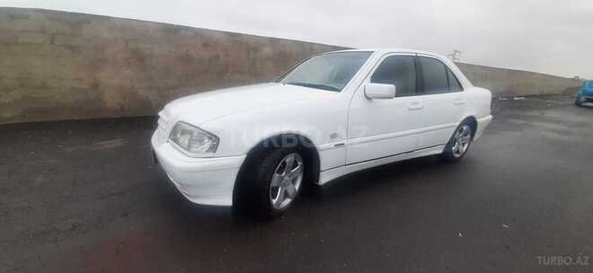 Mercedes C 220 1999, 398,000 km - 2.2 l - Sumqayıt