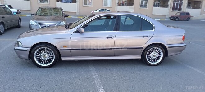 BMW 520 1997, 328,000 km - 2.0 l - Bakı