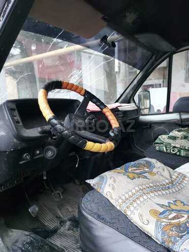 GAZ 32212 2001, 300,000 km - 2.4 l - Sumqayıt