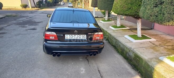 BMW 535 2001, 286,200 km - 3.5 l - Lənkəran