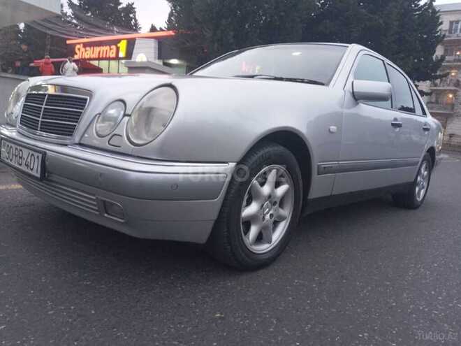 Mercedes E 240 1998, 324,000 km - 2.4 л - Bakı