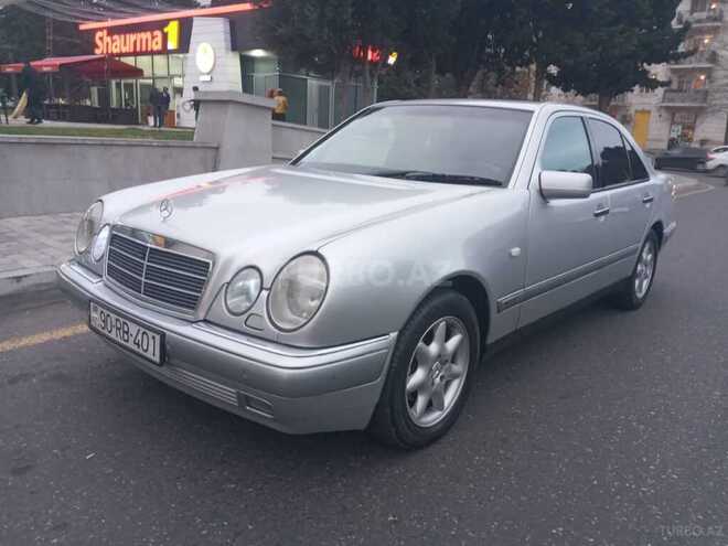 Mercedes E 240 1998, 324,000 km - 2.4 л - Bakı