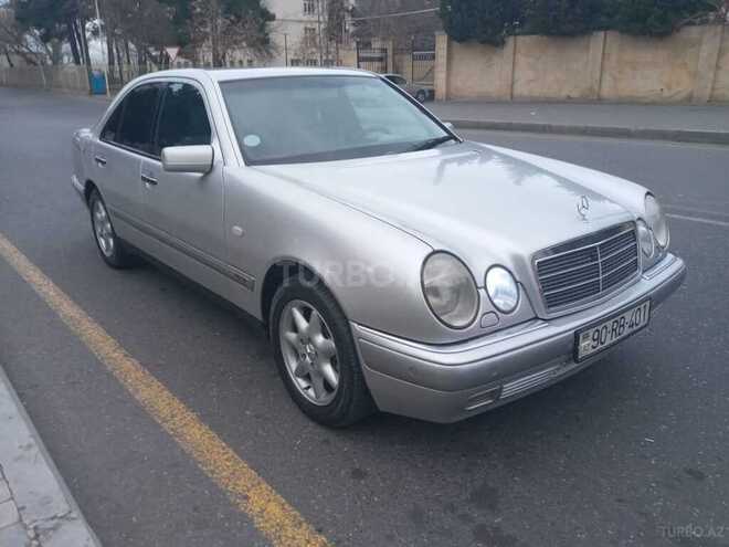 Mercedes E 240 1998, 324,000 km - 2.4 л - Bakı