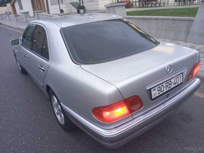 Mercedes E 240 1998, 324,000 km - 2.4 л - Bakı