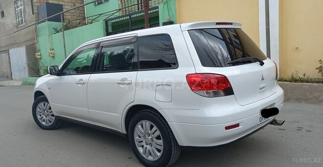 Mitsubishi Airtrek 2002, 260,000 km - 2.0 л - Bakı