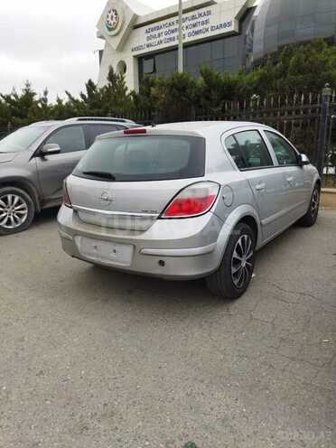 Opel Astra 2006, 212,000 km - 1.3 l - Bakı
