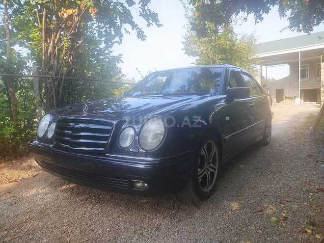Mercedes E 200 1996, 256,846 km - 2.0 l - Qazax