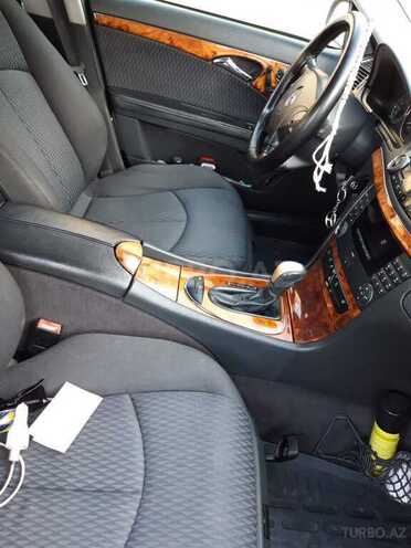 Mercedes E 270 2002, 262,000 km - 2.7 l - Sumqayıt