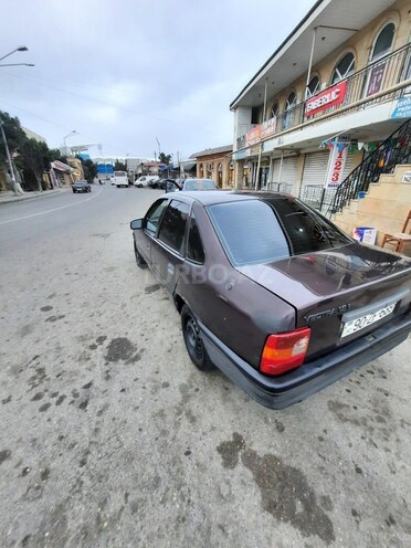 Opel Vectra 1992, 410,000 km - 1.8 l - Bakı