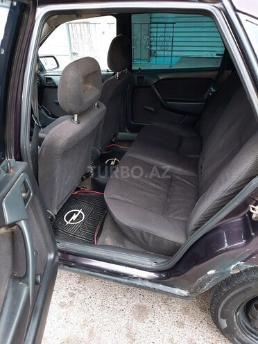 Opel Vectra 1992, 410,000 km - 1.8 l - Bakı