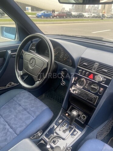 Mercedes C 240 1999, 308,000 km - 2.4 l - Bakı
