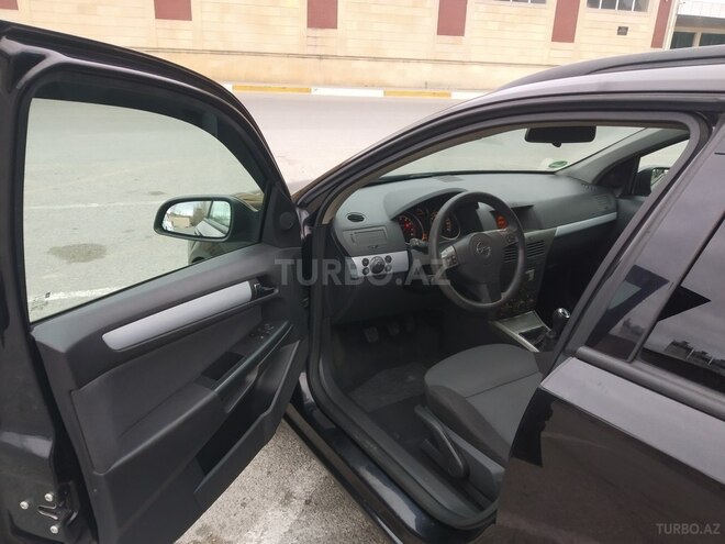 Opel Astra 2005, 252,000 km - 1.6 l - Bakı