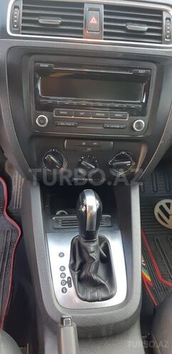 Volkswagen Jetta 2014, 160,000 km - 1.8 л - Gəncə
