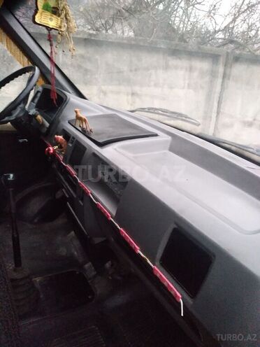 GAZ 33021 1997, 185,000 km - 2.5 l - Qax