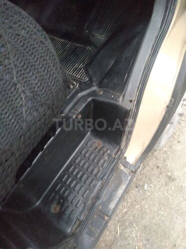 GAZ 33021 1997, 185,000 km - 2.5 l - Qax