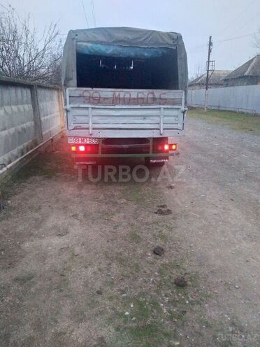 GAZ 33021 1997, 185,000 km - 2.5 l - Qax