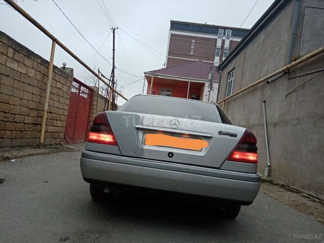 Mercedes C 250 1994, 200,000 km - 2.5 l - Bakı