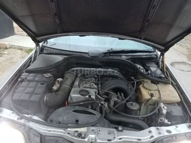 Mercedes C 250 1994, 200,000 km - 2.5 l - Bakı