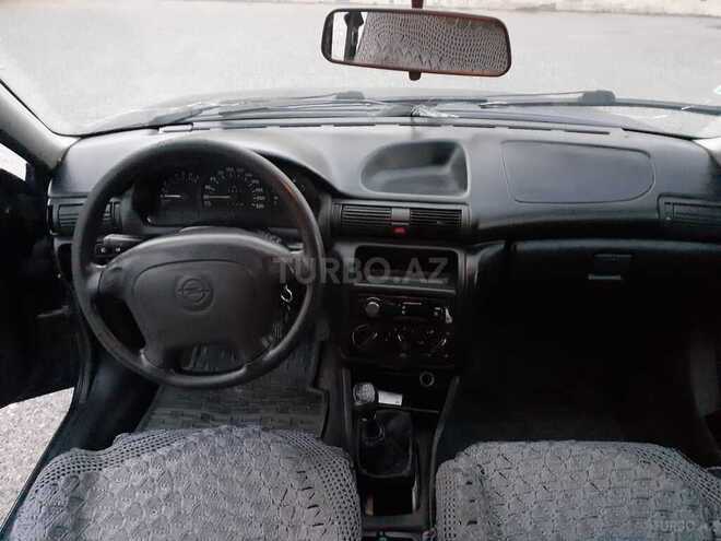 Opel Astra 1995, 339,000 km - 1.6 l - Sumqayıt