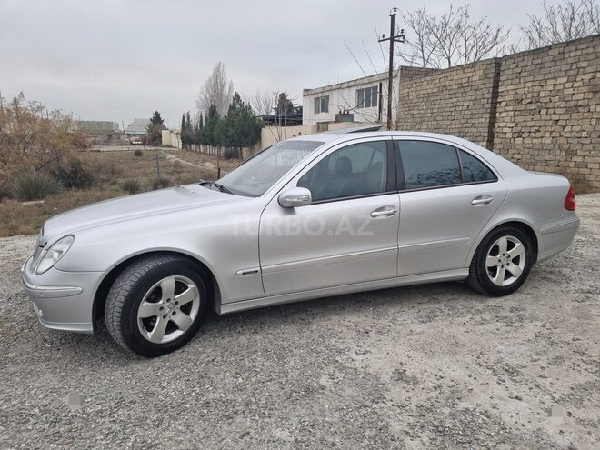 Mercedes E 240 2003, 211,000 km - 2.4 l - Bakı