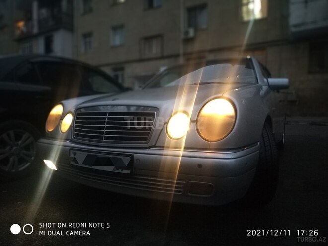 Mercedes E 300 1998, 450,000 km - 3.0 l - Bakı
