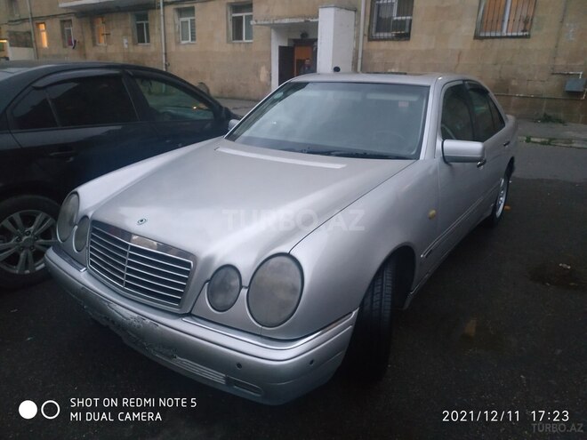 Mercedes E 300 1998, 450,000 km - 3.0 l - Bakı