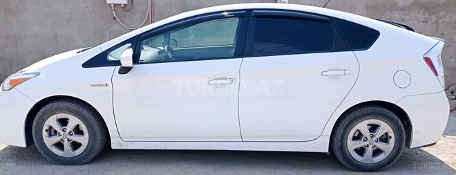 Toyota Prius 2011, 190,000 km - 1.8 л - Bakı