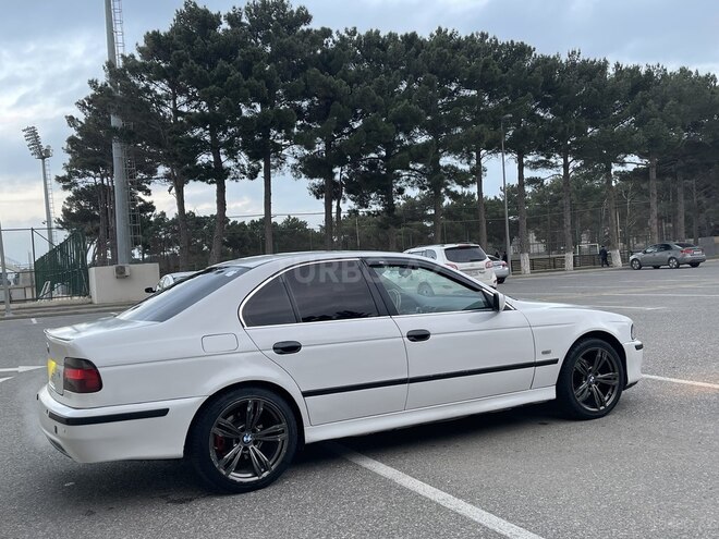 BMW 528 1997, 289,000 km - 2.8 л - Sumqayıt