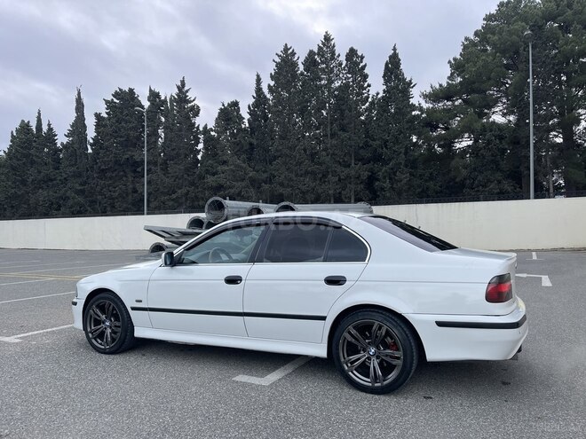BMW 528 1997, 289,000 km - 2.8 л - Sumqayıt