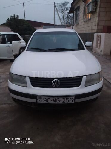 Volkswagen Passat 1997, 300,000 km - 1.8 l - Sabirabad