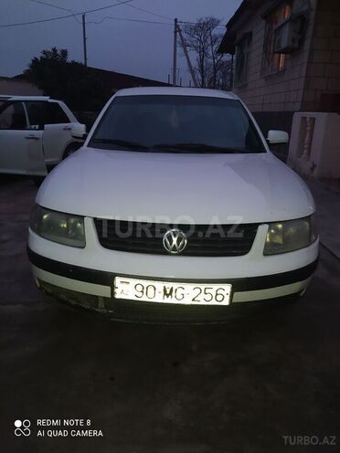 Volkswagen Passat 1997, 300,000 km - 1.8 l - Sabirabad