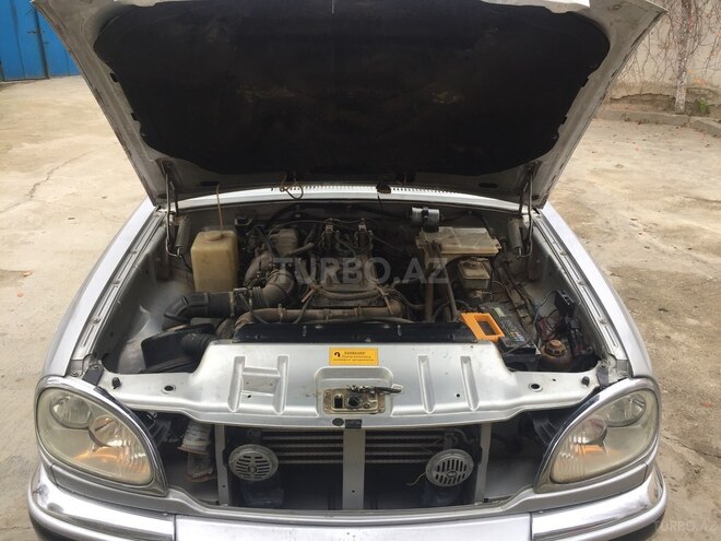 GAZ 31105 2004, 132,000 km - 2.4 l - Bakı